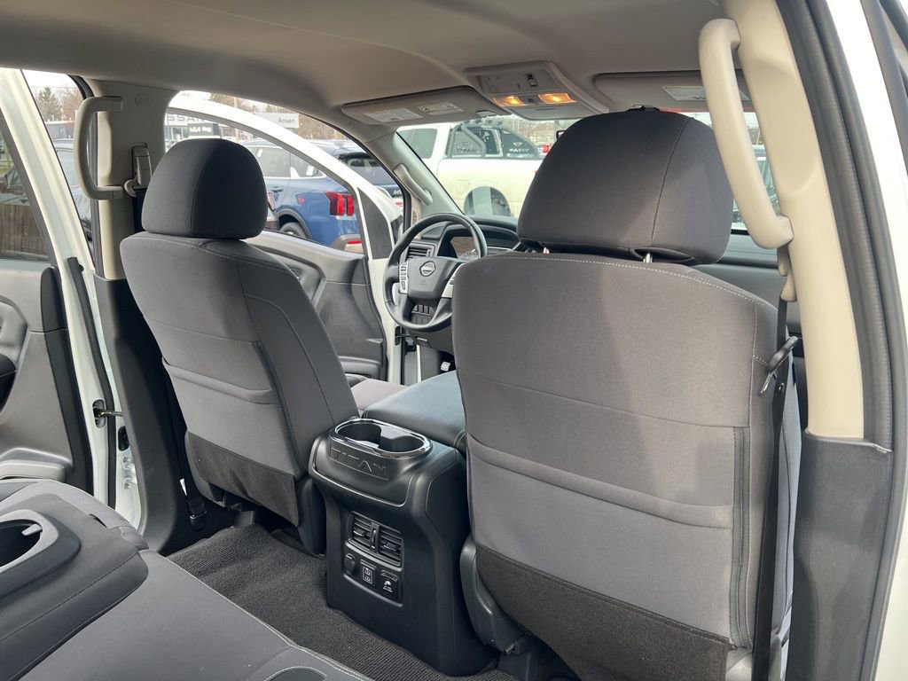 Certified 2024 Nissan Titan SV w/ SV Convenience Package image 14