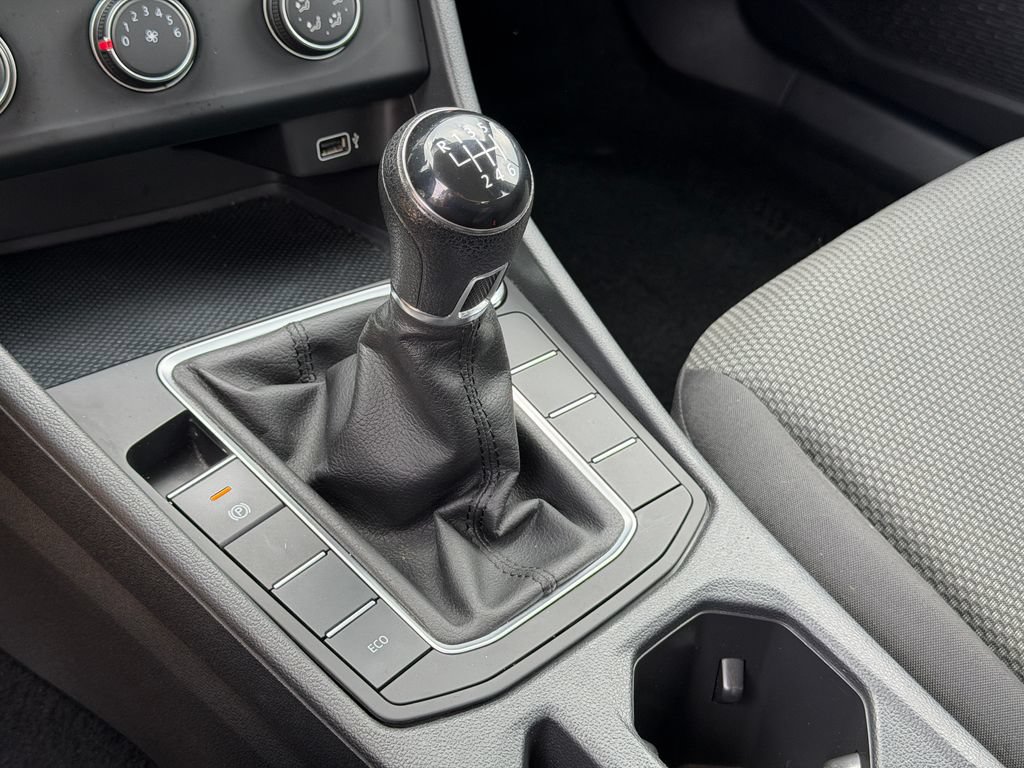 Used 2019 Volkswagen Jetta S w/ Driver Assistance Package FWD image 20