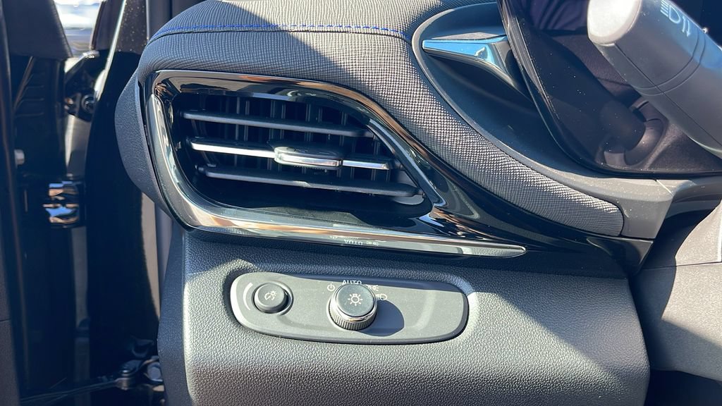 New 2026 Buick Envista Sport Touring w/ Convenience I Package FWD image 23