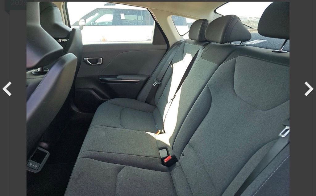 Used 2025 Kia K4 FWD image 14