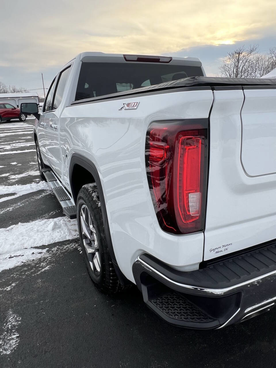 Used 2023 GMC Sierra 1500 SLT w/ SLT Premium Package image 7