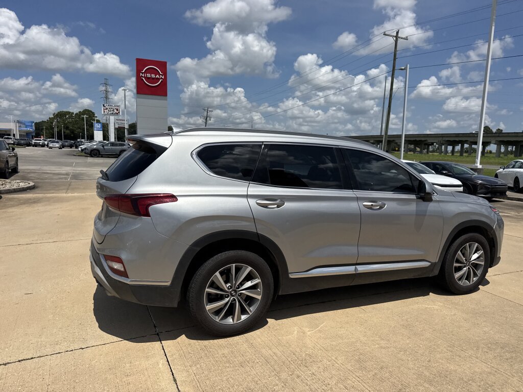 Used 2020 Hyundai Santa Fe SEL w/ Convenience Package FWD image 15