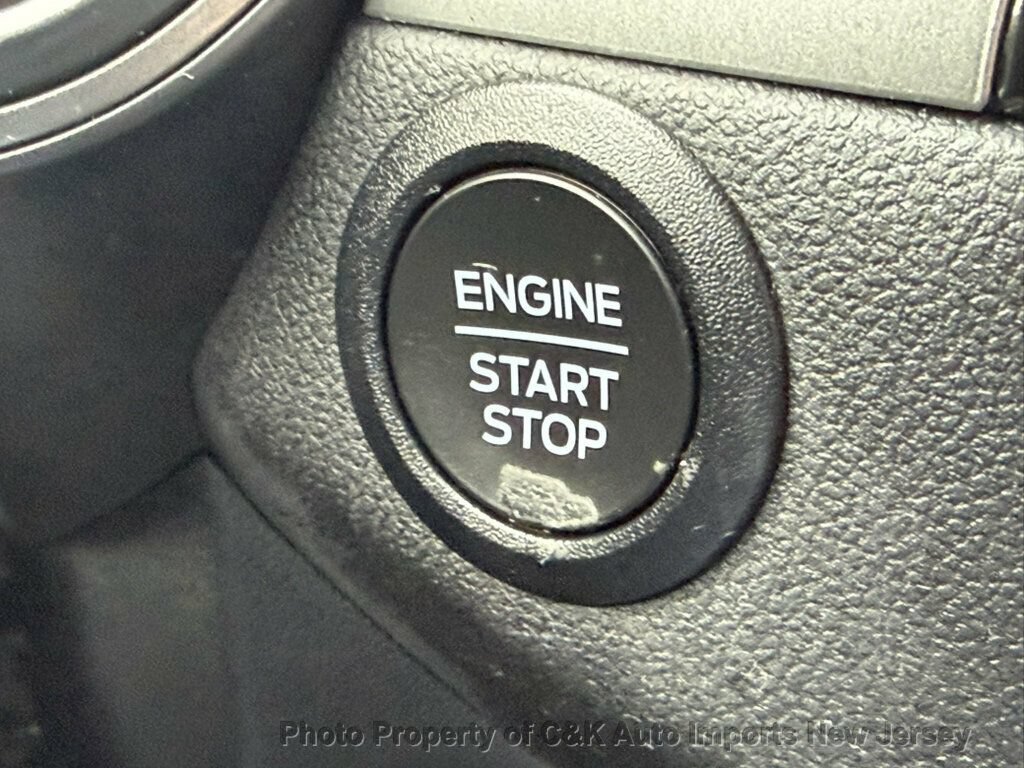 Used 2023 Ford Escape Active AWD/4WD image 29