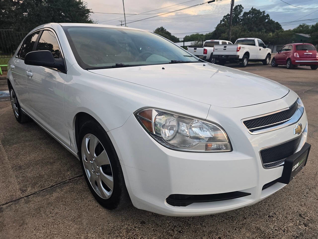 Used 2011 Chevrolet Malibu LS image 4