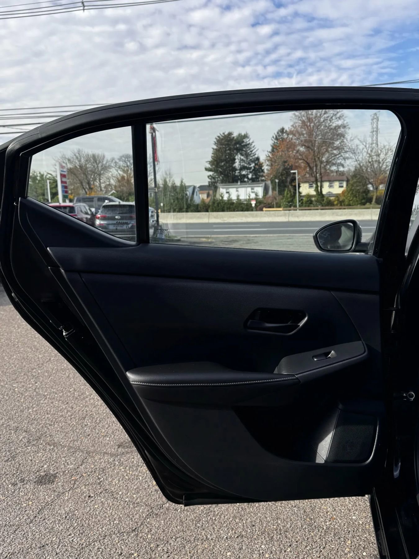 Used 2025 Nissan Sentra S image 10