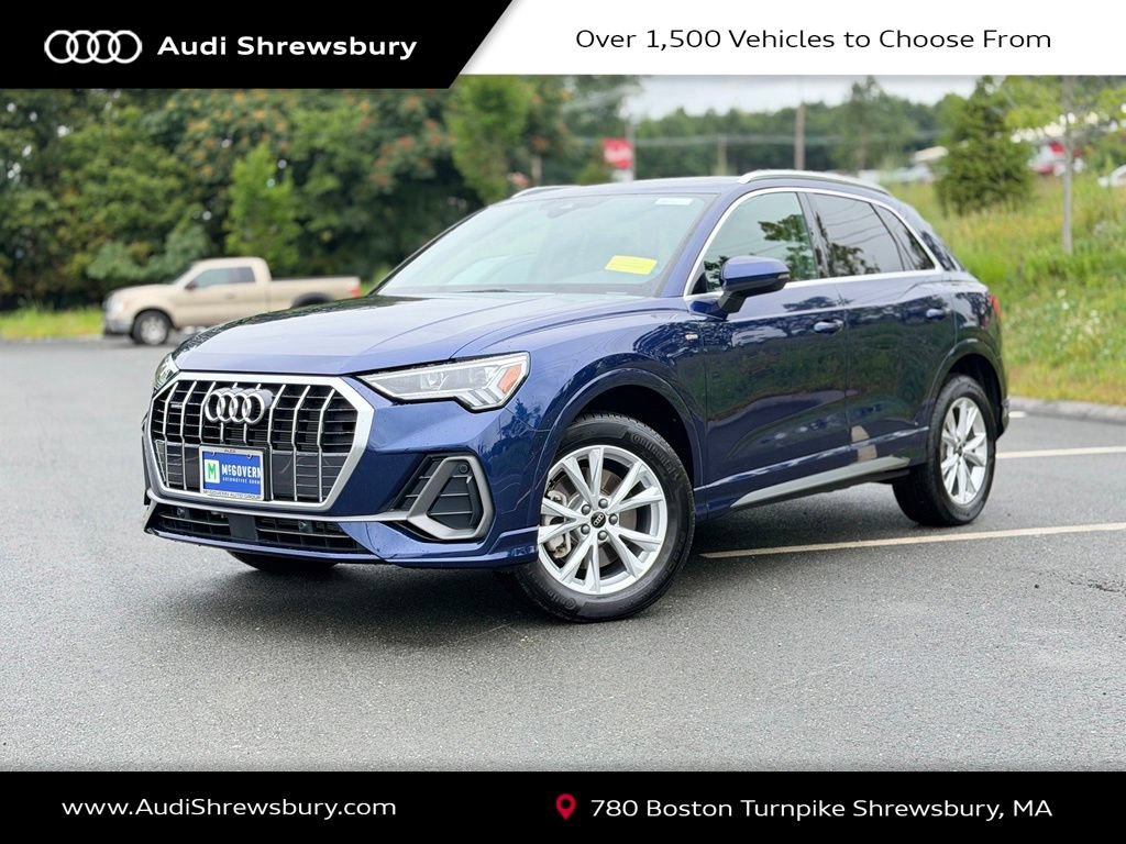 Certified 2025 Audi Q3 2.0T Premium w/ Convenience Package