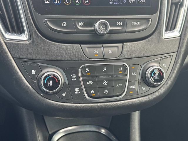 Used 2024 Chevrolet Malibu LT image 30