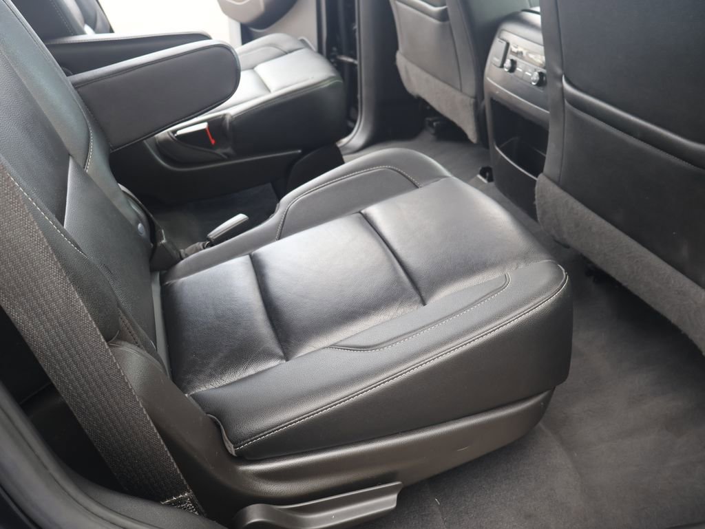Used 2020 Chevrolet Tahoe LT image 27