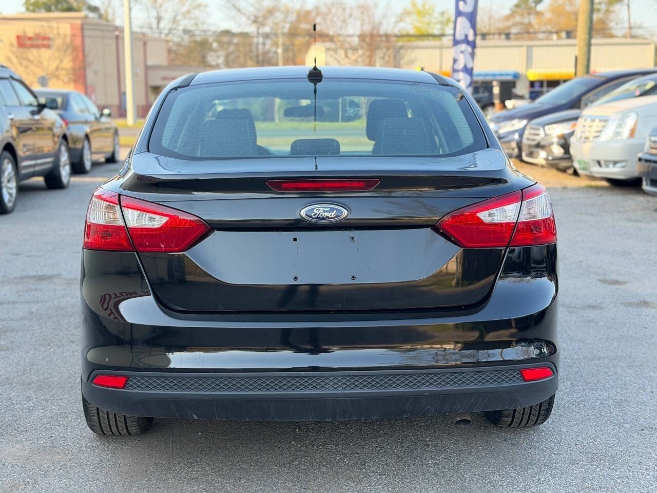 Used 2014 Ford Focus S image 7