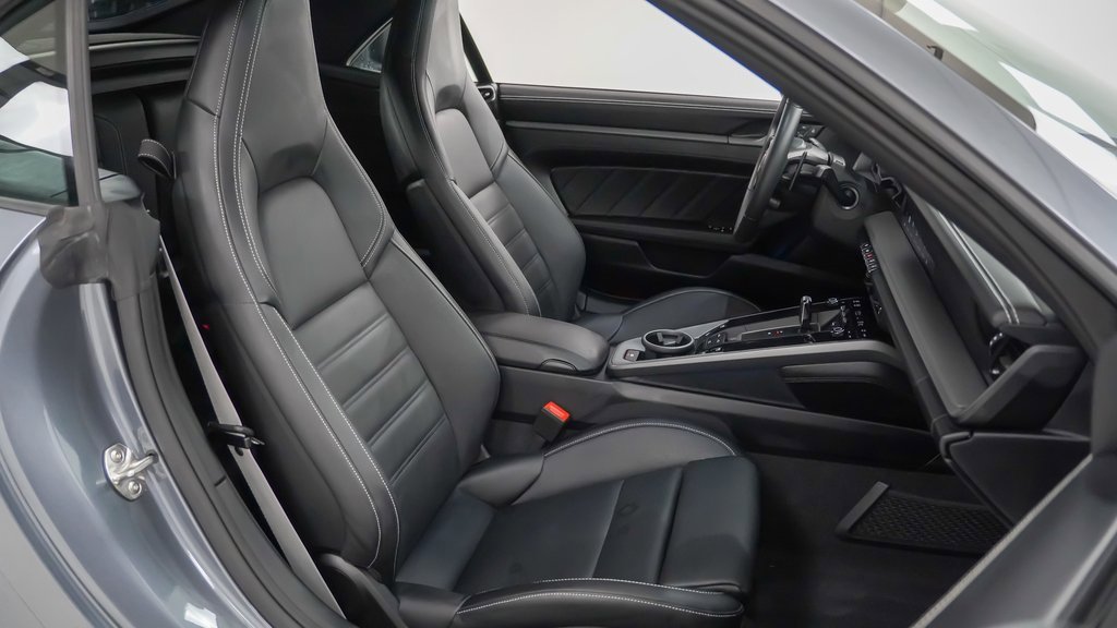 Certified 2025 Porsche 911 Carrera image 16