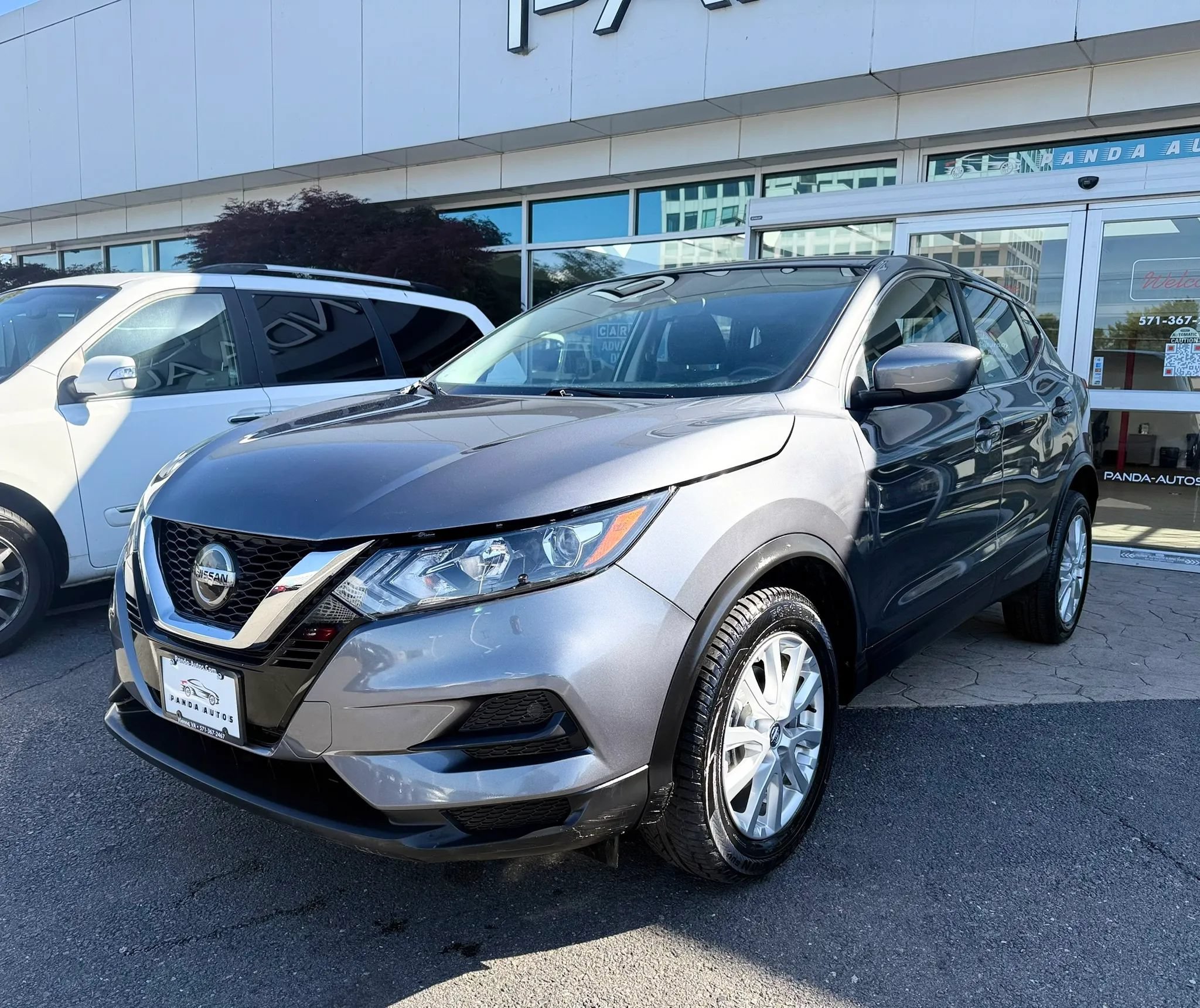 Used 2021 Nissan Rogue Sport S AWD/4WD image 3
