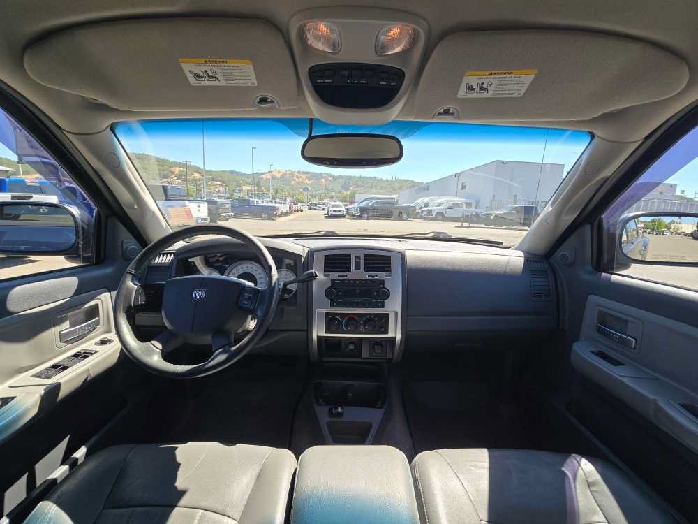 Used 2005 Dodge Dakota Laramie w/ Trailer Tow Group AWD/4WD image 18