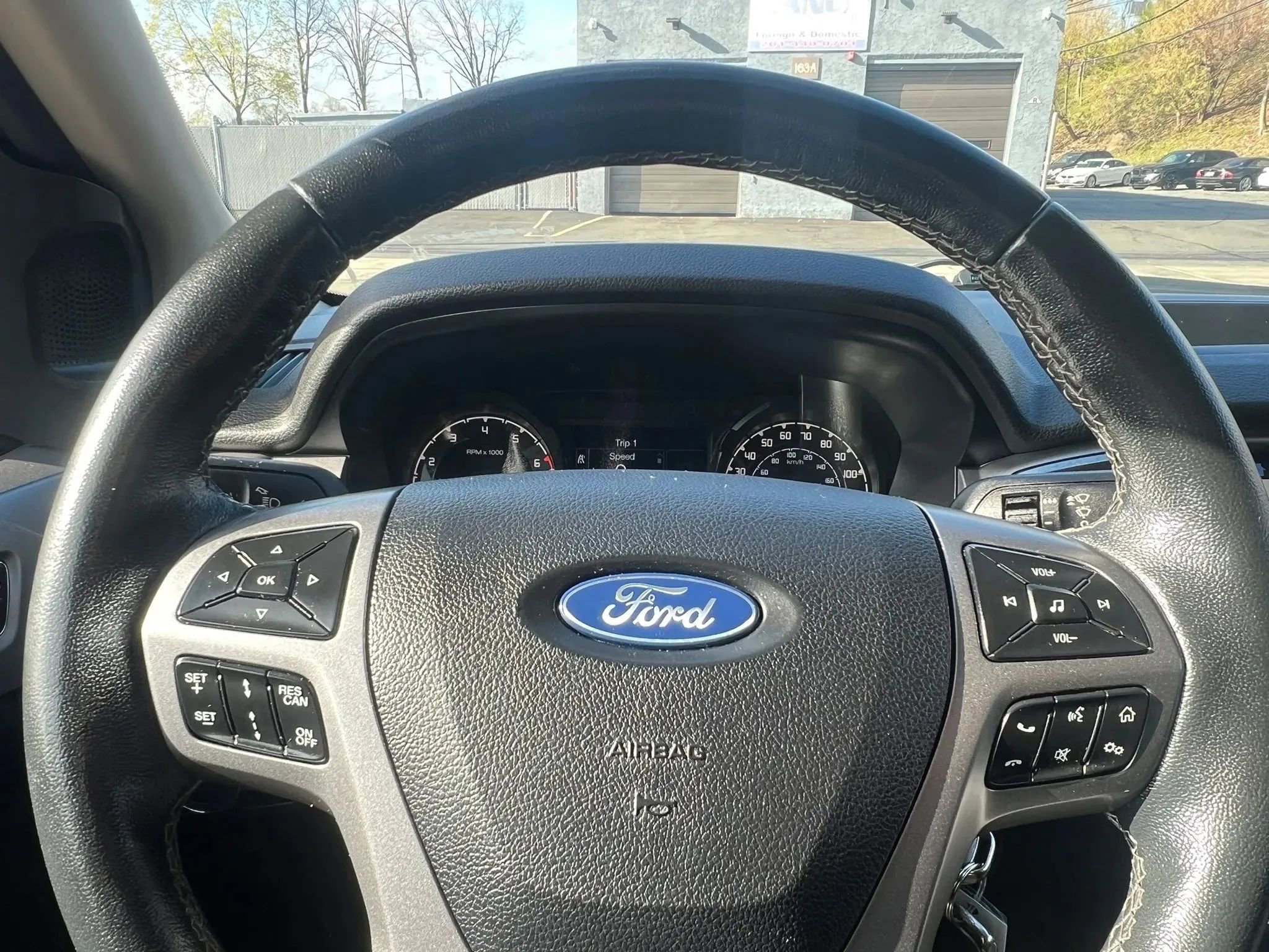 Used 2019 Ford Ranger XLT w/ Equipment Group 302A Luxury AWD/4WD image 18