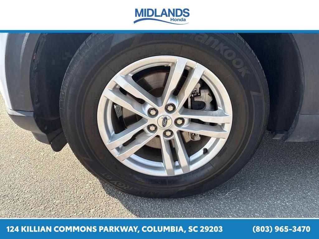 Used 2023 Ford Explorer XLT w/ Equipment Group 202A RWD image 19