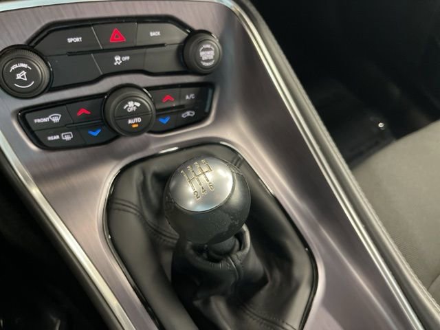 Used 2015 Dodge Challenger R/T w/ Quick Order Package 22B R/T image 22