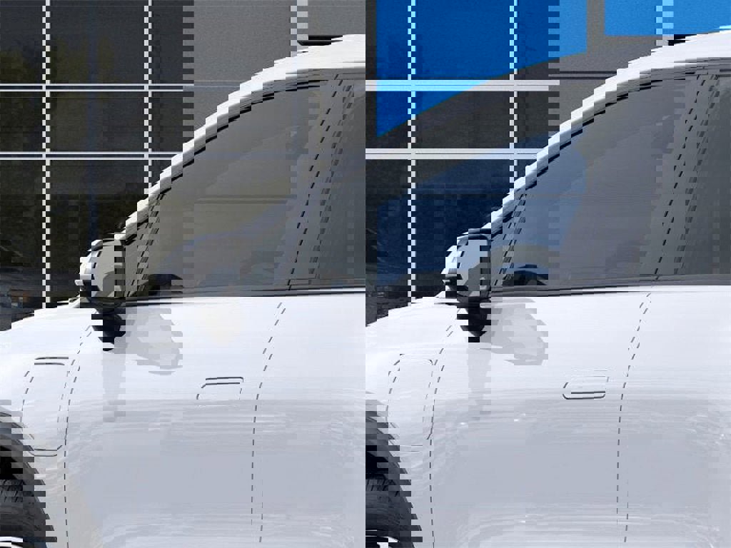 New 2026 Chevrolet Equinox EV LT image 13