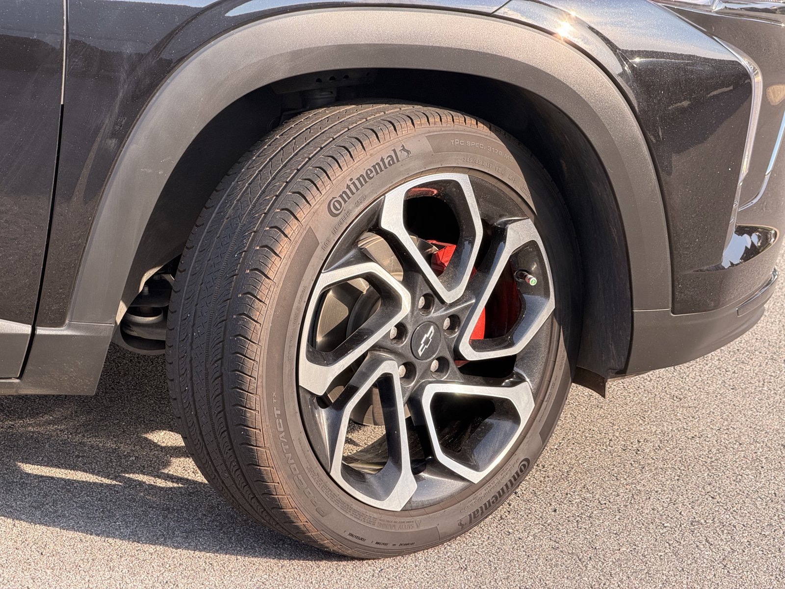 Used 2024 Chevrolet Trax RS w/ Driver Confidence Package FWD image 5