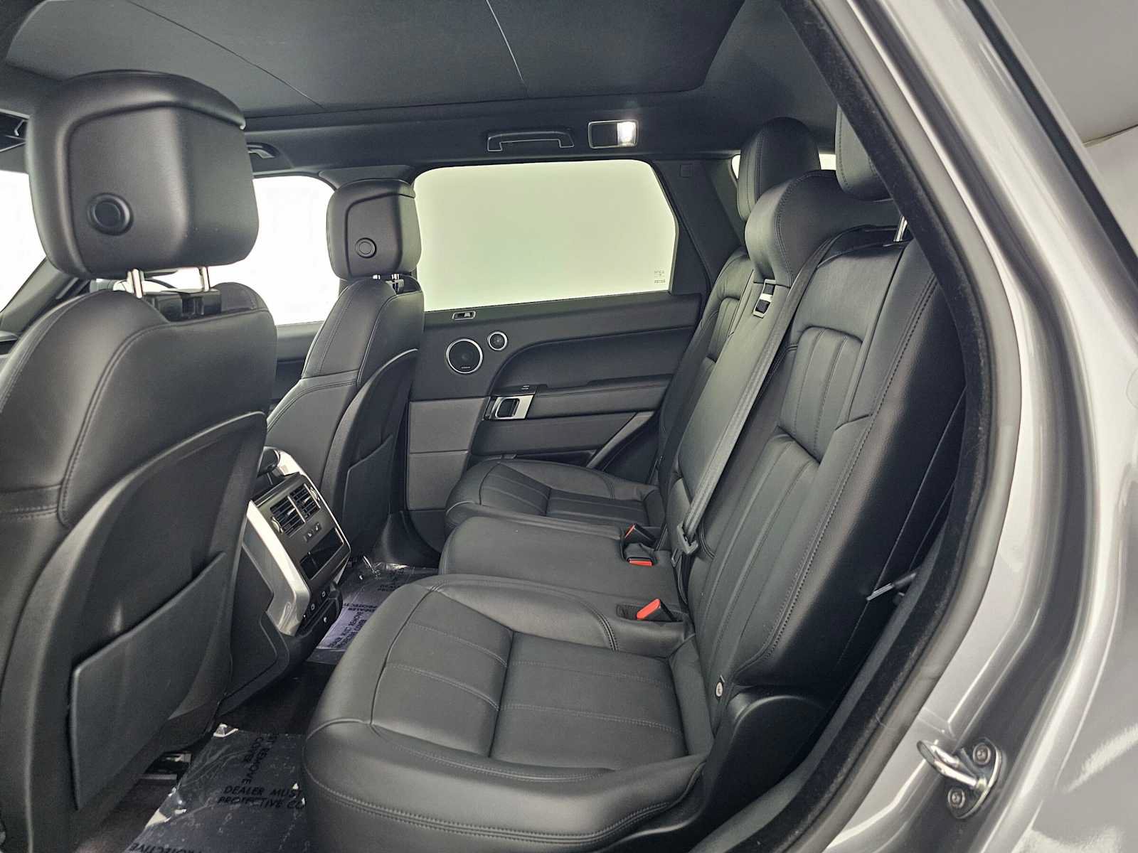 Used 2022 Land Rover Range Rover Sport SE AWD/4WD image 16