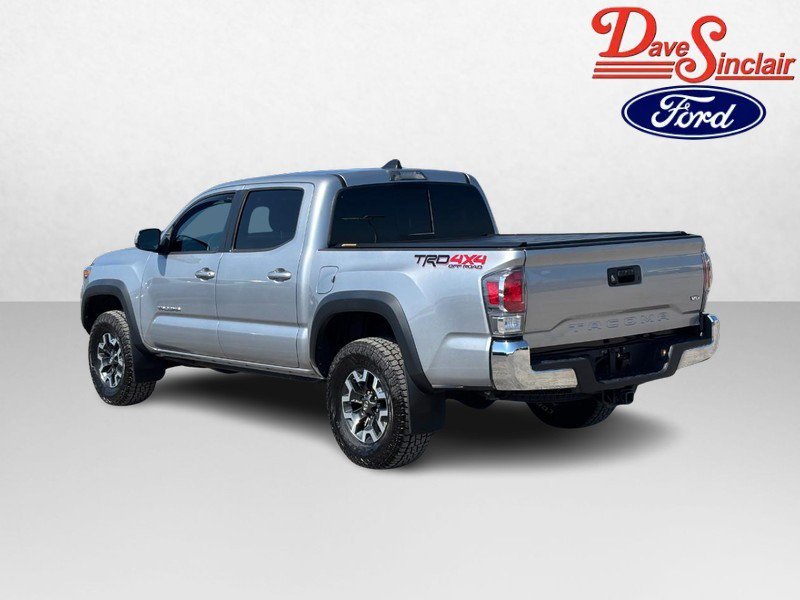 Used 2020 Toyota Tacoma TRD Off-Road AWD/4WD image 9