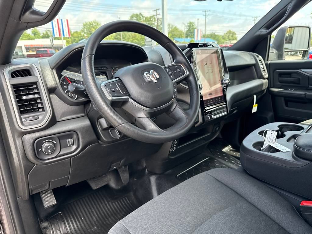 New 2025 RAM 3500 Tradesman image 9