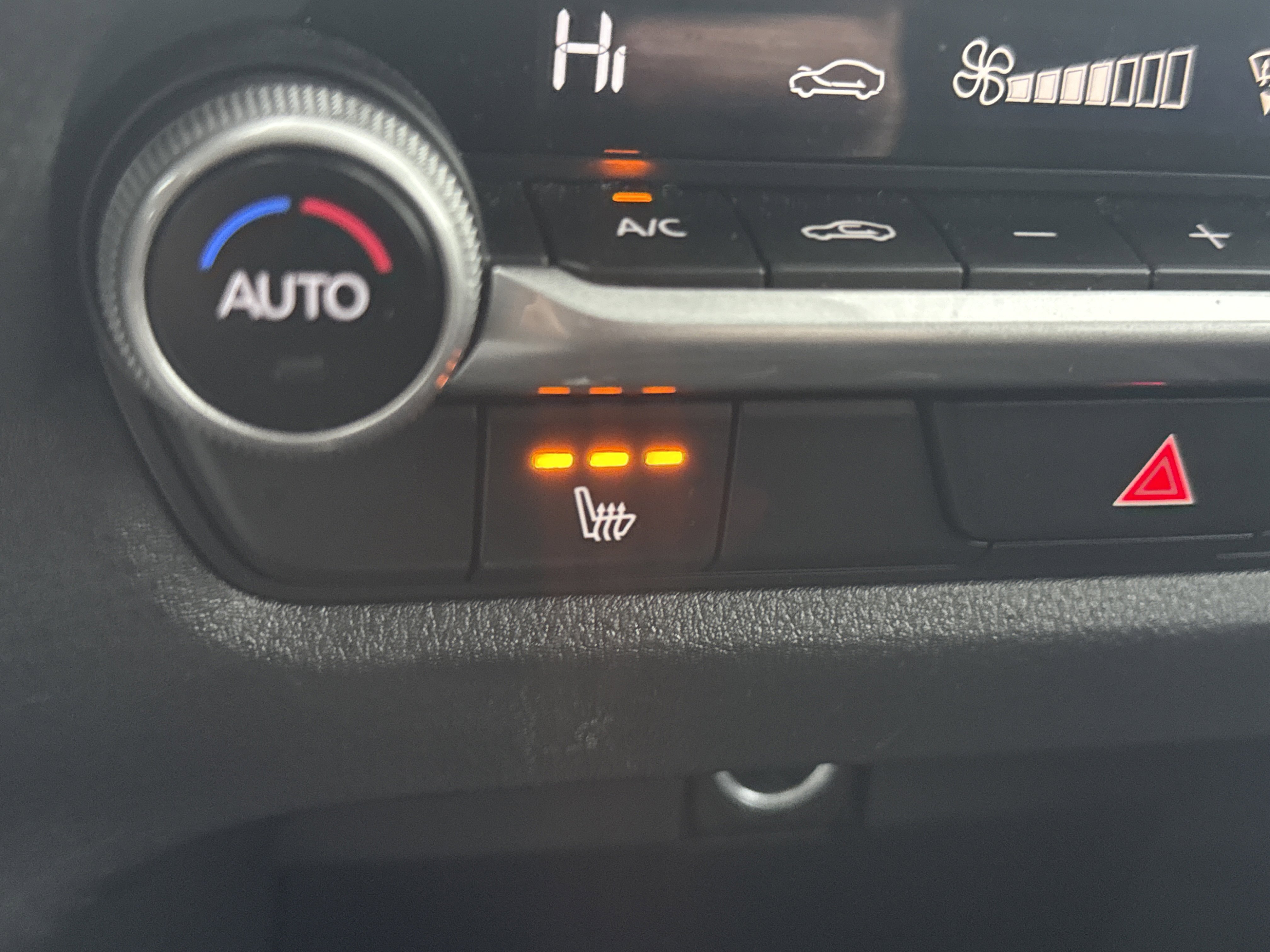 Used 2025 MAZDA CX-50 AWD 2.5 S w/ Preferred Package image 28