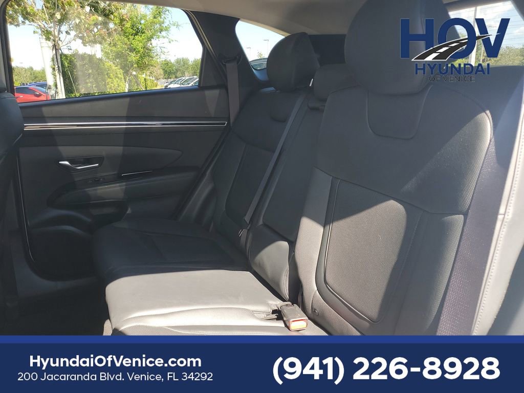 Certified 2022 Hyundai Tucson Limited w/ Cargo Package FWD image 15