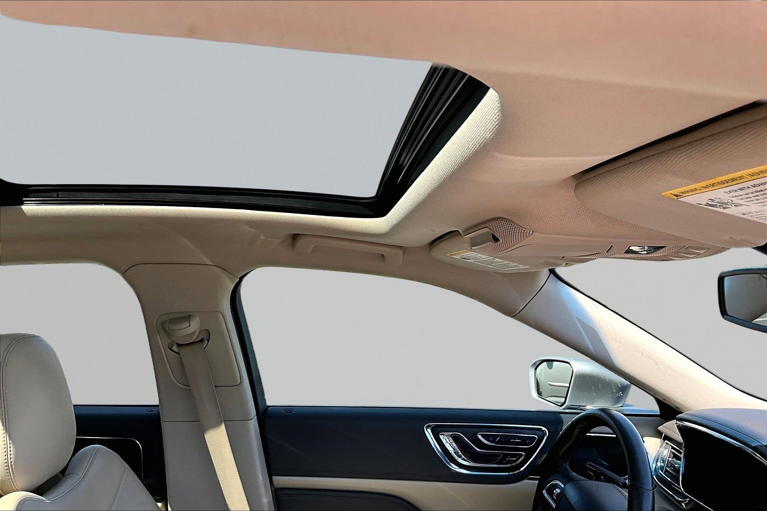 Used 2017 Lincoln Continental Reserve FWD image 27