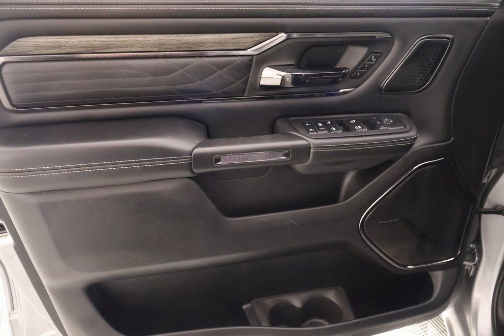 Used 2025 RAM 1500 Limited AWD/4WD image 18