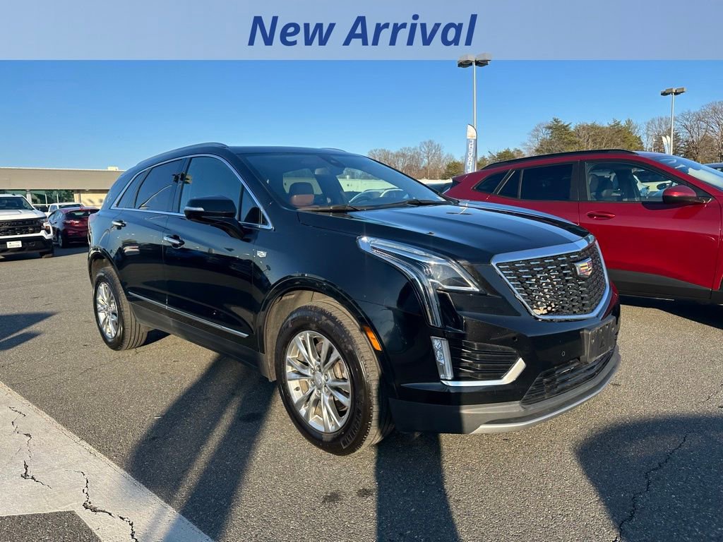 Used 2020 Cadillac XT5 Premium Luxury w/ LPO, Floor Liner Package image 2