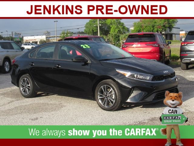 Used 2023 Kia Forte LXS image 1