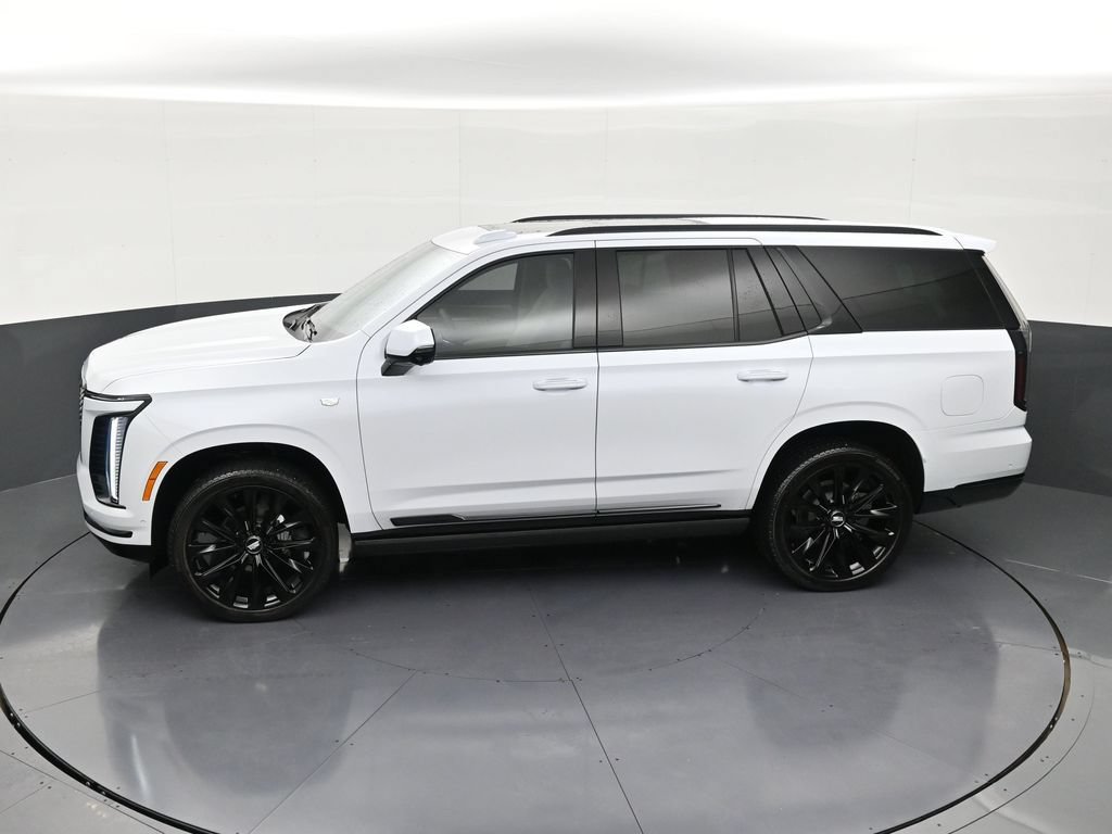 Certified 2026 Cadillac Escalade Platinum Sport w/ LPO, ONYX Package AWD/4WD image 13