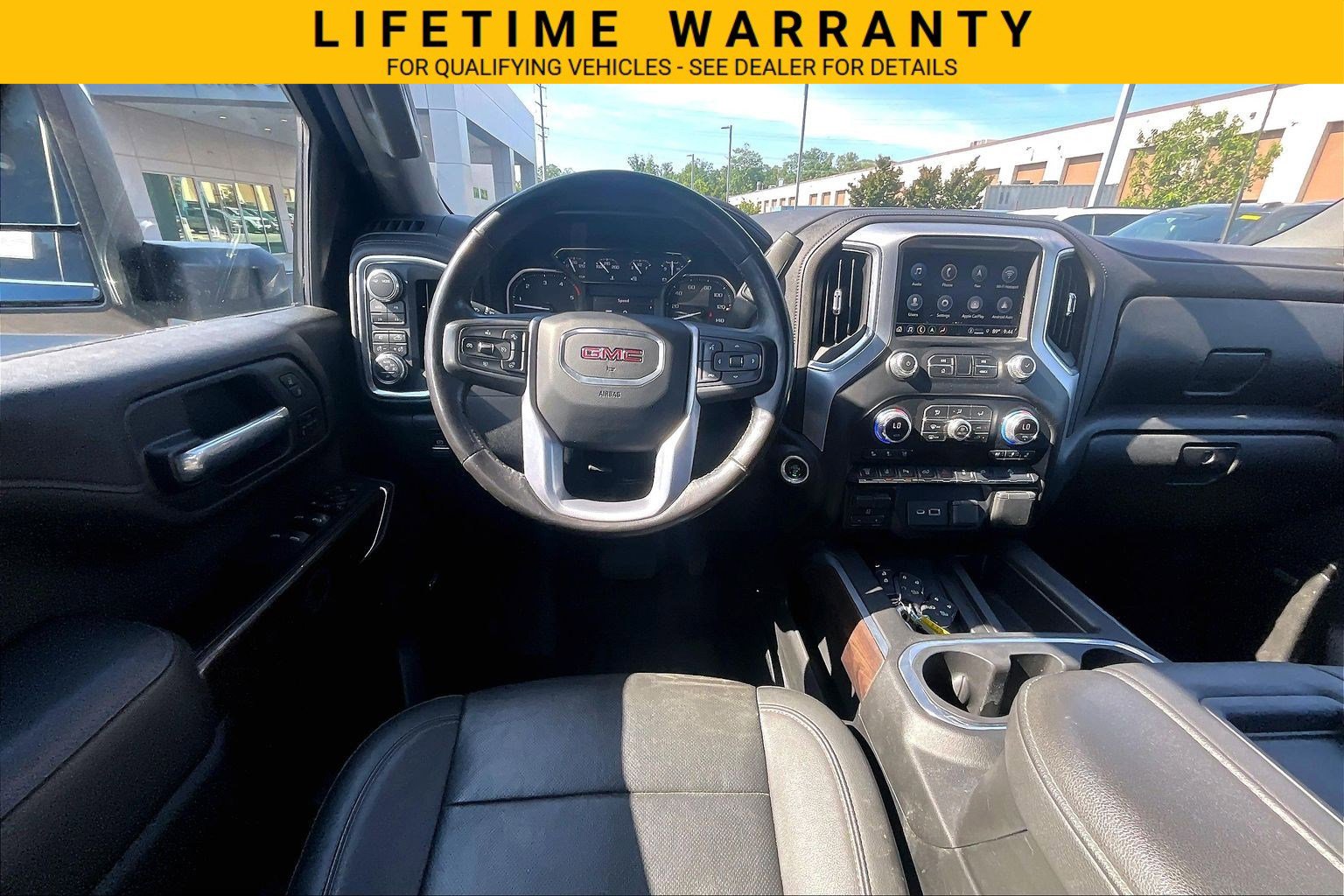 Used 2021 GMC Sierra 3500 SLT w/ SLT Preferred Package AWD/4WD image 5