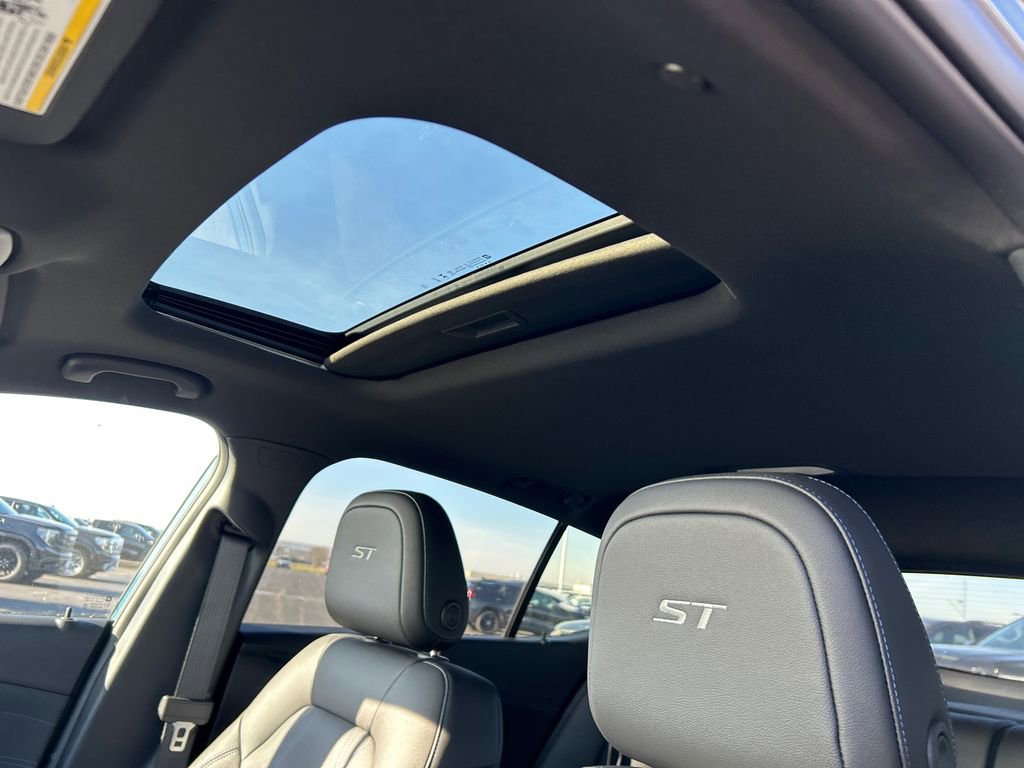 New 2026 Buick Envista Sport Touring FWD image 28