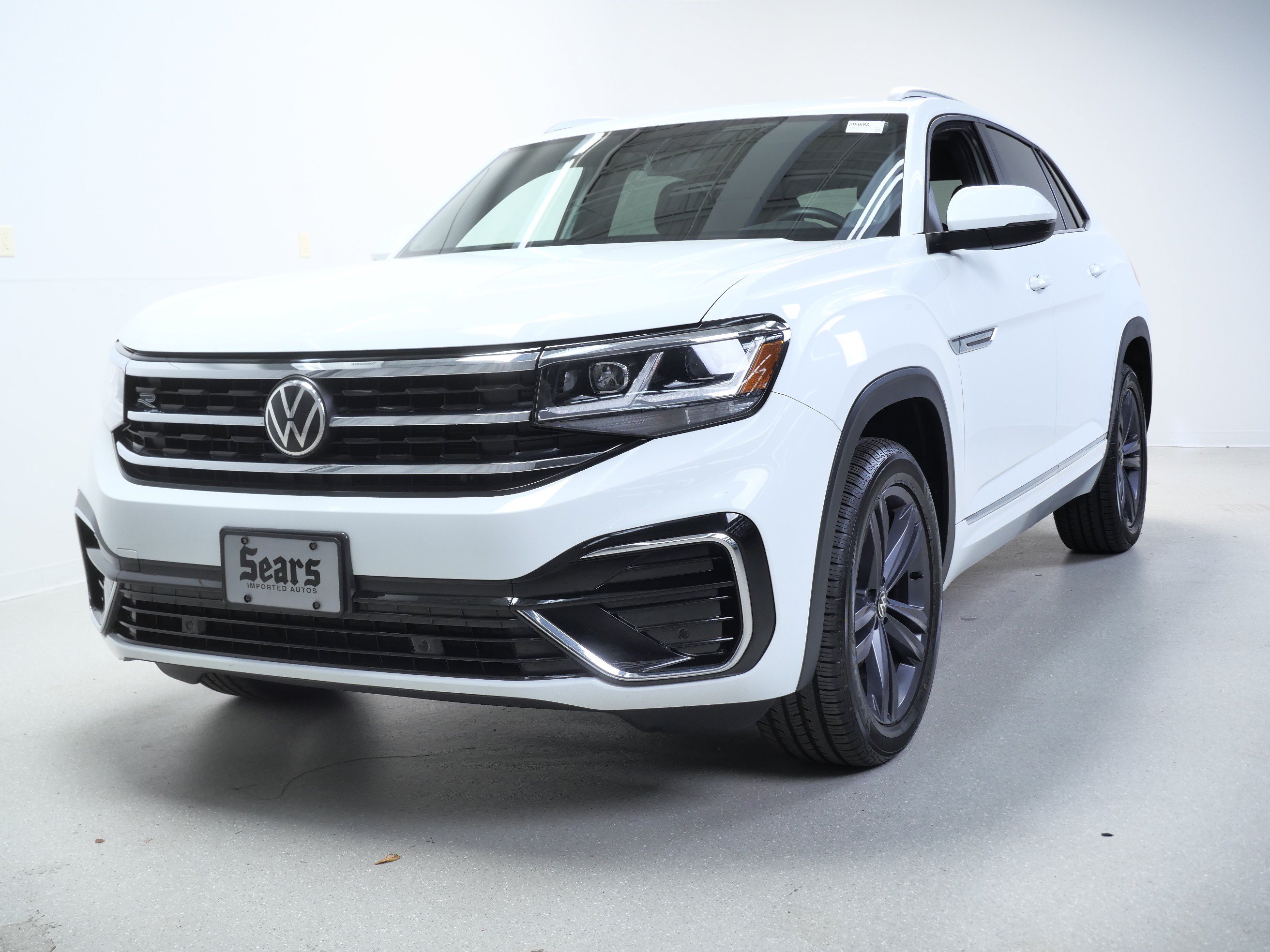 Used 2021 Volkswagen Atlas Cross Sport SE w/ Panoramic Sunroof Package AWD/4WD image 12