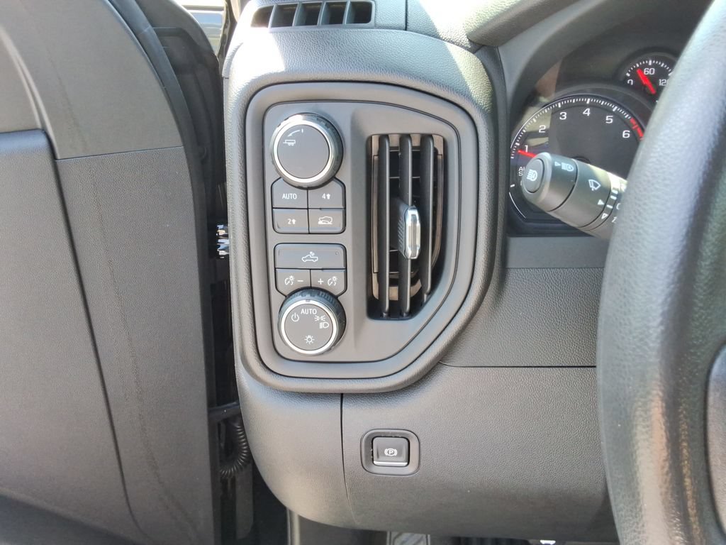 Certified 2024 Chevrolet Silverado 1500 Custom w/ LPO, Dark Essentials Package AWD/4WD image 35