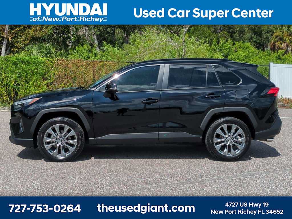 Used 2023 Toyota RAV4 XLE Premium FWD image 2