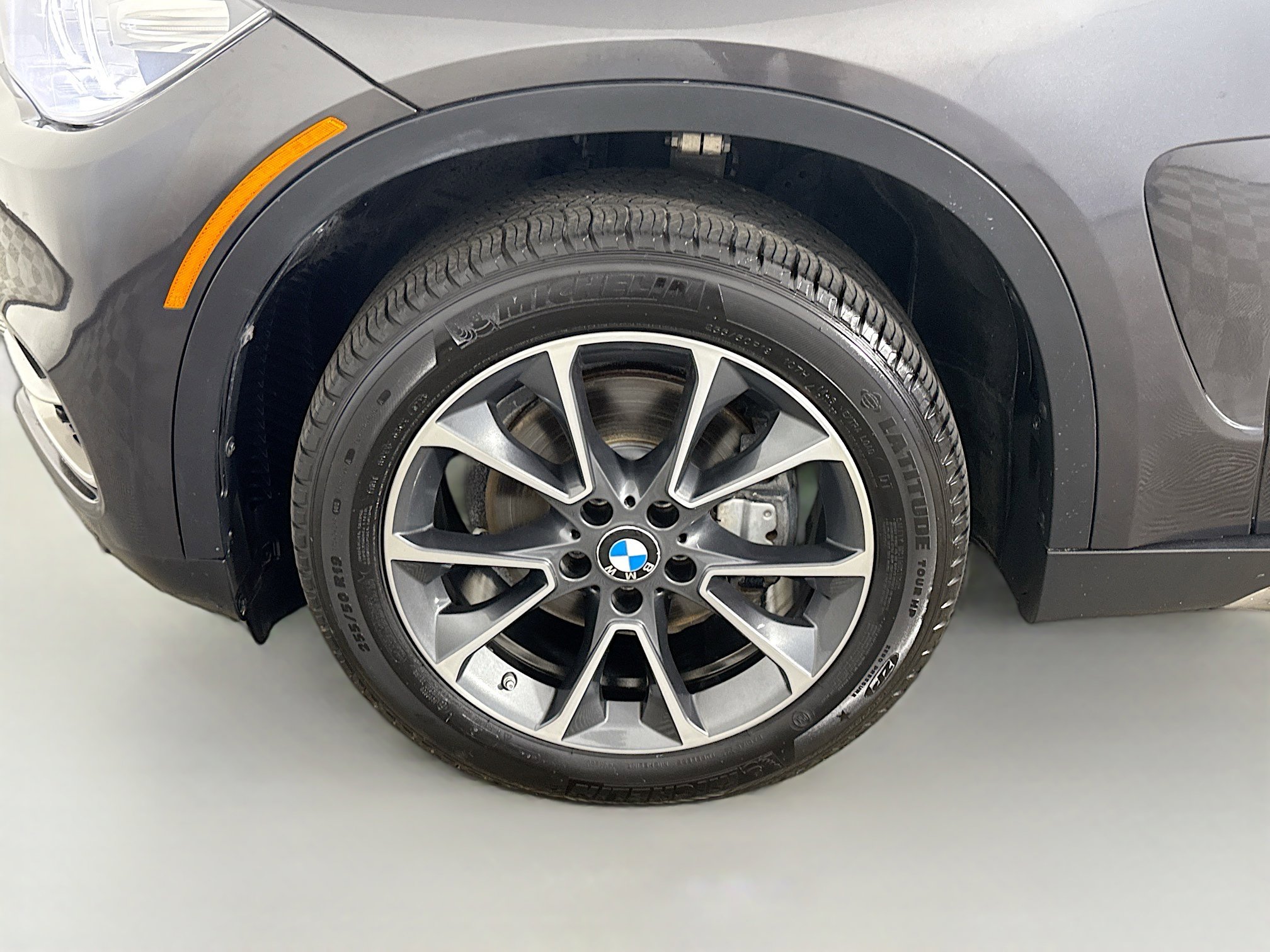 Used 2018 BMW X5 xDrive35i w/ Driving Assistance Package AWD/4WD image 38