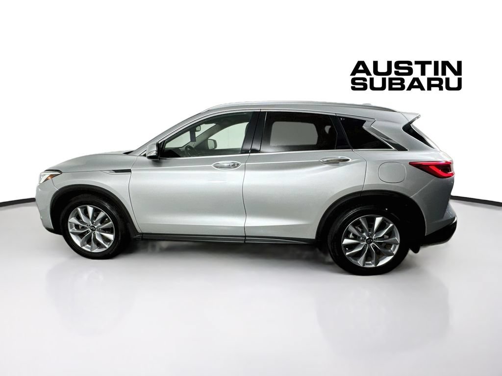 Used 2021 INFINITI QX50 Luxe FWD image 4