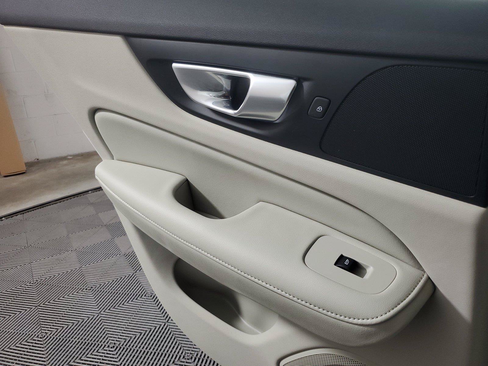 Certified 2024 Volvo S60 B5 Core FWD image 17