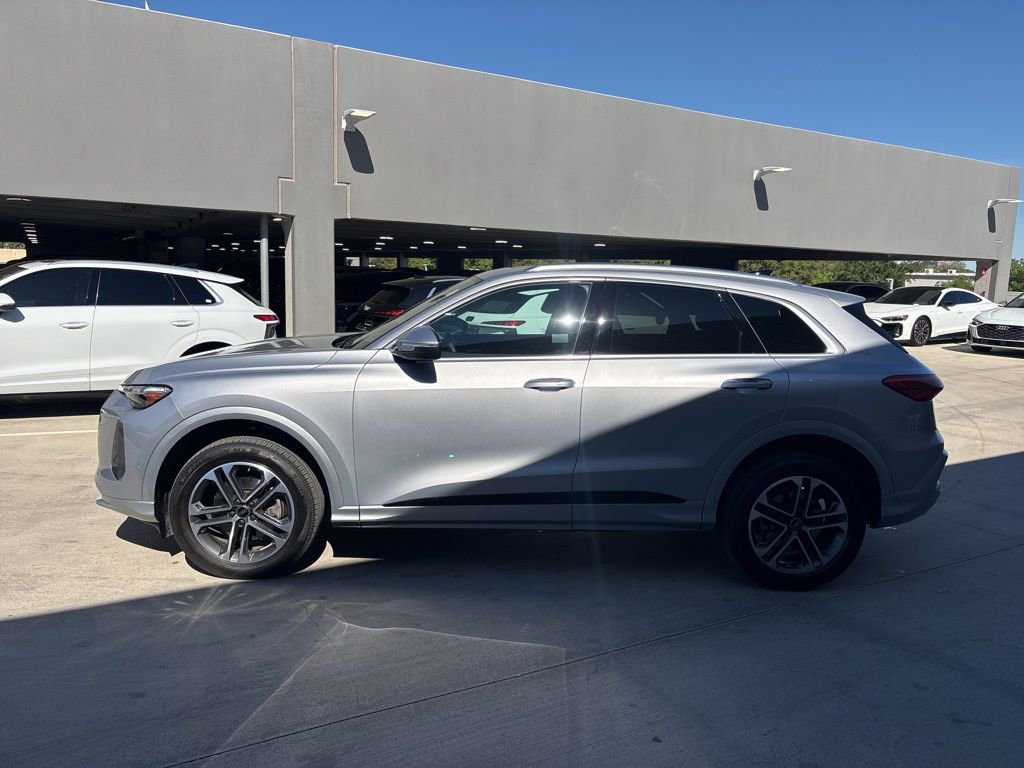 Used 2025 Audi Q5 Premium Plus w/ Premium Plus image 9