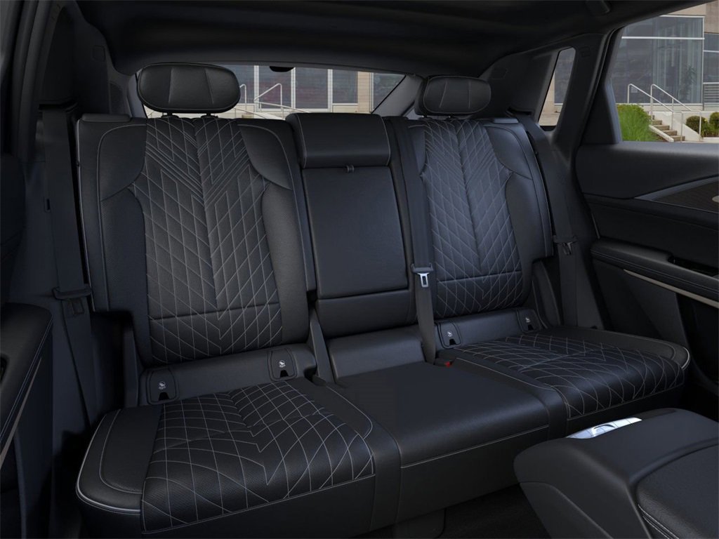 New 2026 Cadillac Lyriq V image 17