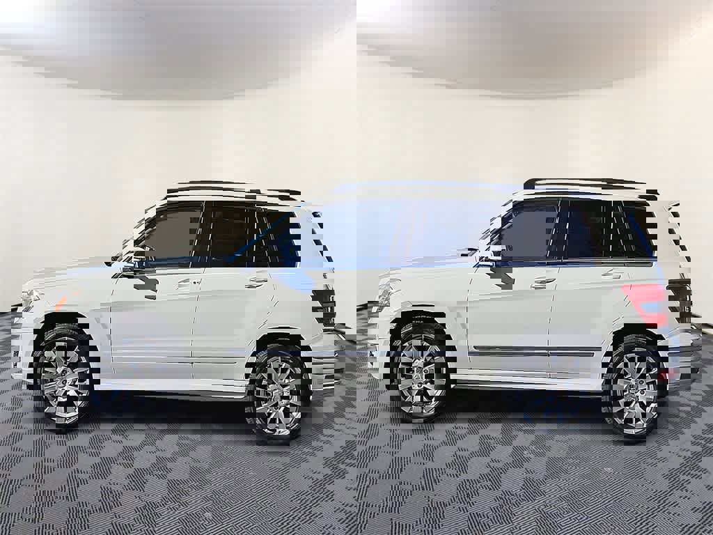 Used 2011 Mercedes-Benz GLK 350 2WD image 7