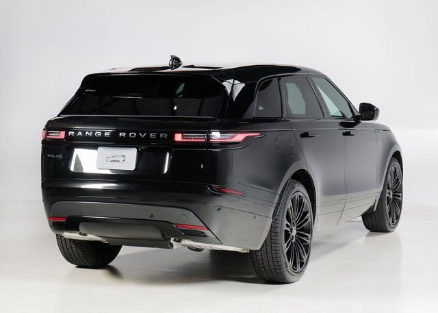 New 2026 Land Rover Range Rover Velar Dynamic SE image 2