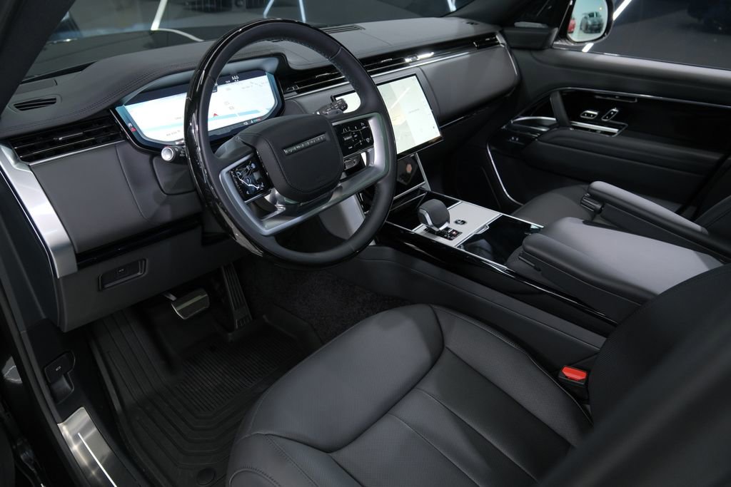 Used 2026 Land Rover Range Rover Long Wheelbase SE image 58