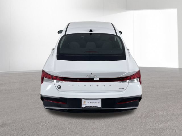 New 2026 Hyundai Elantra Hybrid FWD image 37
