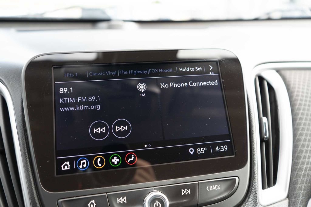 Used 2024 Chevrolet Malibu LT FWD image 21