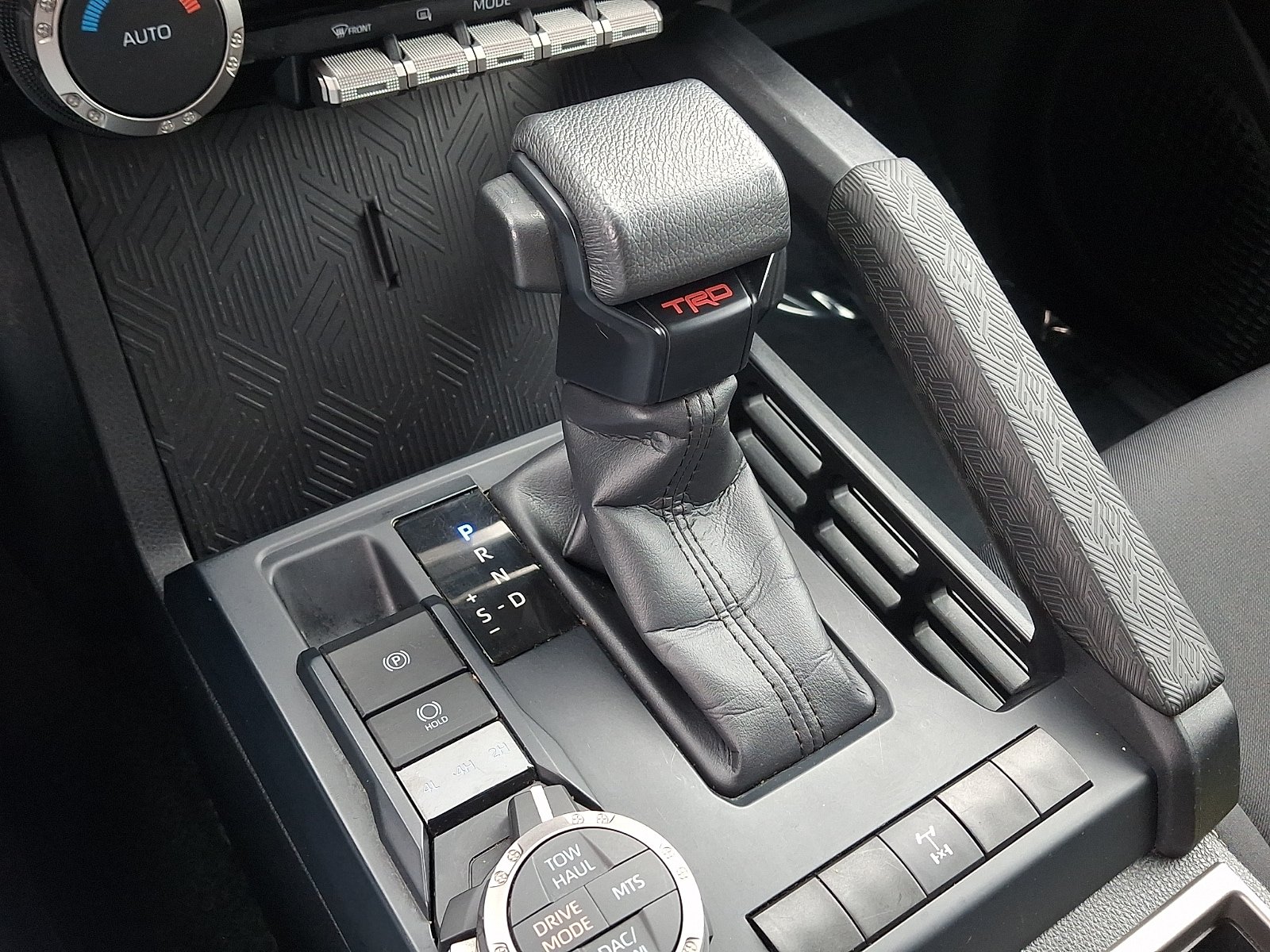 Used 2024 Toyota Tacoma TRD Off-Road AWD/4WD image 14