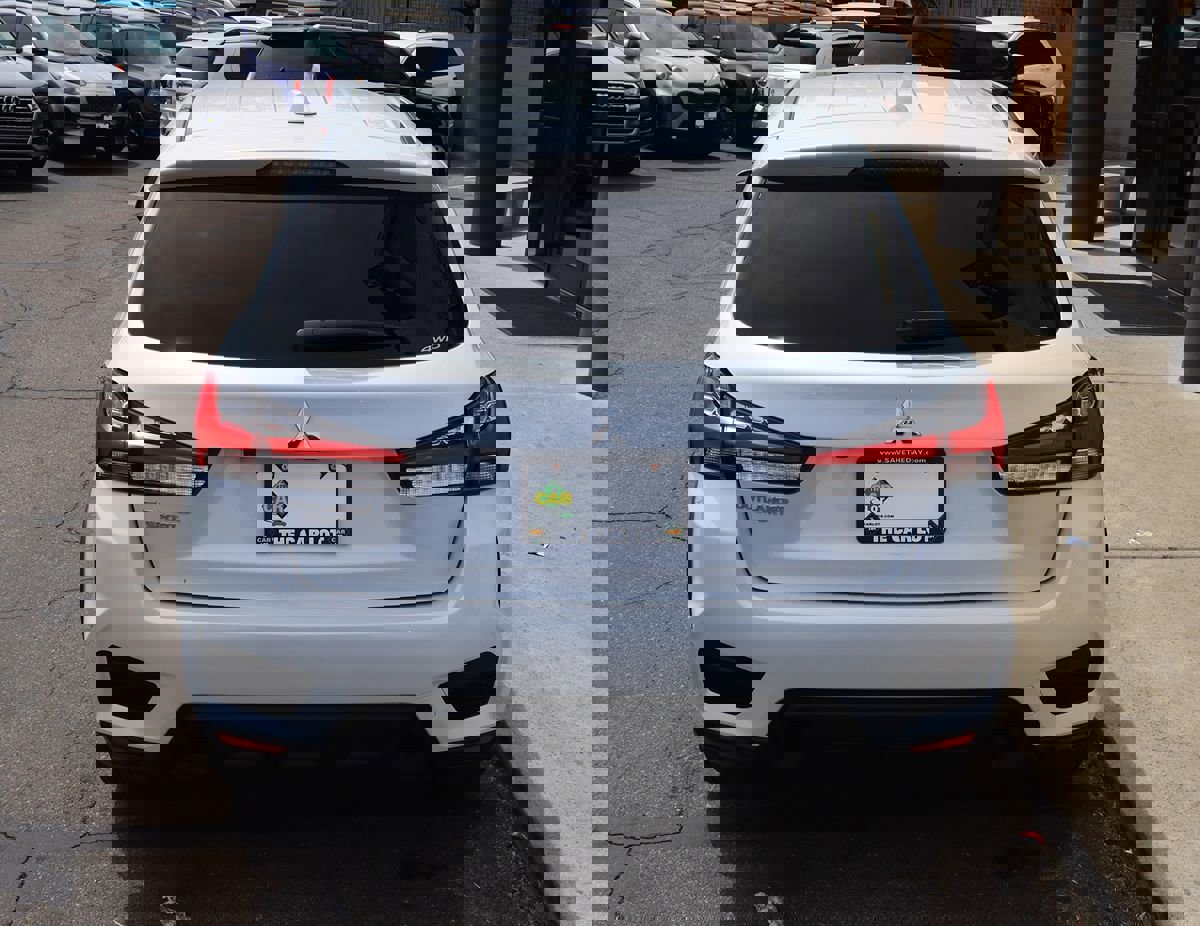 Used 2024 Mitsubishi Outlander Sport AWD image 10
