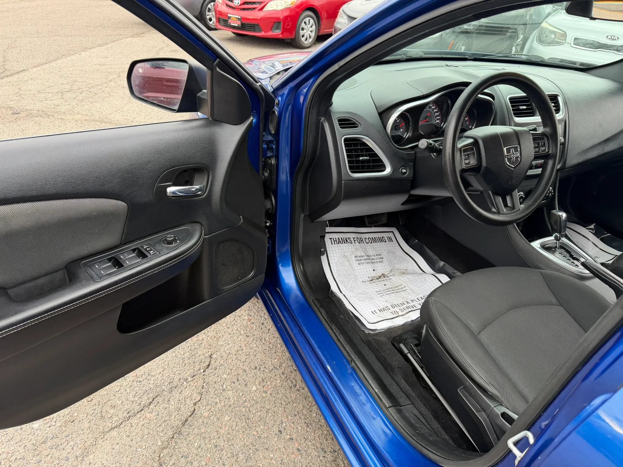 Used 2014 Dodge Avenger SE FWD image 11