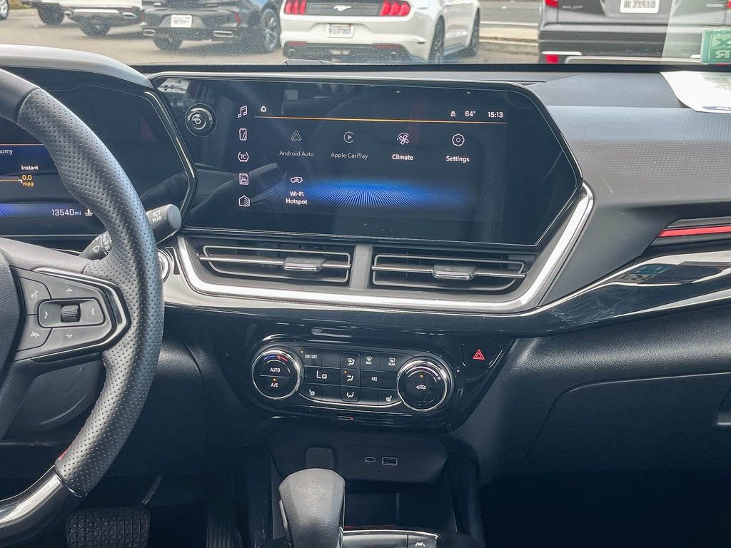 Certified 2024 Chevrolet Trax RS w/ Driver Confidence Package image 18